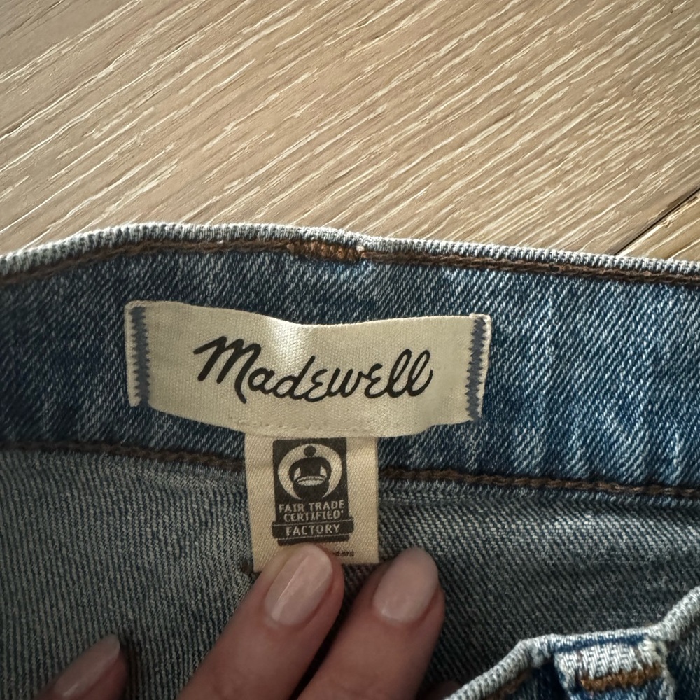 Madewell 90s Straight Jeans - Picture 2 of 3